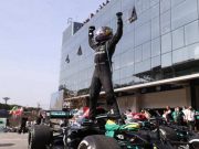Hamilton Memburu Verstappen Demi Amankan Kemenangan di Brazil