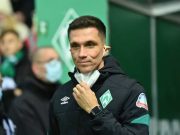 Pelatih Bremen Positif Covid-19 di Tengah Skandal Sertifikatvaksin