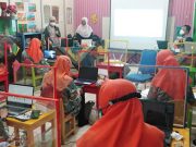 Tim FTI dan Komunikasi Unissula Bantu Guru TK Kelola Web dan Sosmed