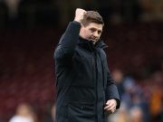 Pujian untuk Standar Tinggi Stevie G