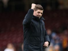 Pujian untuk Standar Tinggi Stevie G