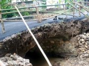 Pagar Jembatan Runtuh, Hubungan Darat di Eromoko Wonogiri Terancam Putus