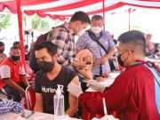 Tak Ada Hari Libur bagi Tim Vaksinator Polda Jateng