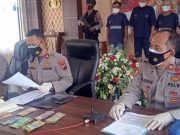 4 Penjudi Tua Berhasil Ditangkap, Tuan Rumah Berhasil Kabur judi kopyok