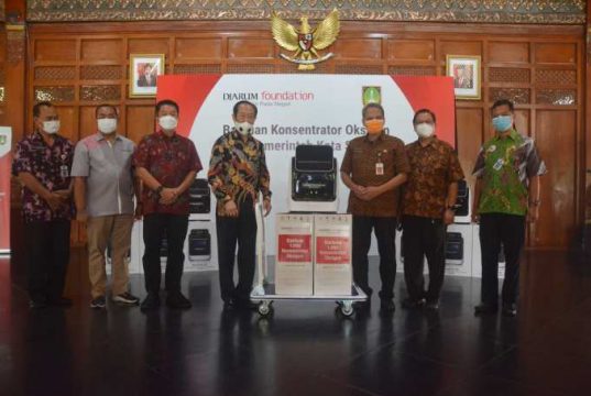 100 Unit Konsentrator Oksigen dari Djarum Foundation Didonasikan ke Pemkot Surakarta