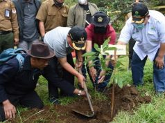 Wabup Wonosobo : Manfaatkan Hutan untuk Kemaslahatan