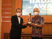 Bupati Jepara Raih Penghargaan Radar Kudus Award 2021 Kategori Kepala Daerah Inovatif Penggerak Wisata
