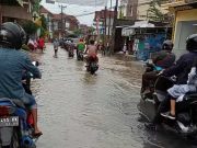 Tanggul Sungai Dawe Jebol, Banjir Terjang Mejobo