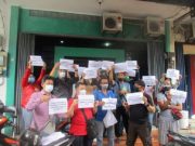 Tagih Janji Pencairan Dana Ratusan Milyar di Solo, Puluhan Anggota Geruduk Kantor KSP SB