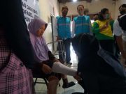 PLN UIK TJB Berikan Bantuan Kaki dan Tangan Prosthesis Bagi Penyandang Difabel