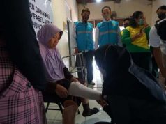 PLN UIK TJB Berikan Bantuan Kaki dan Tangan Prosthesis Bagi Penyandang Difabel