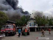 Kerugian Kebakaran Pabrik Kacang Dua Kelinci Capai Rp 2 Miliar
