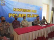 Mobil Pelat Merah Halangi Ambulans; Polisi Nyatakan Tak Ada Pelanggaran