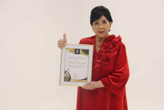 Titiek Puspa Hadirkan Dua Album Eksklusif di Platform Streming