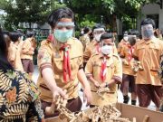 Aksi Peduli Semeru, dari Solo Kirim Othok-othok ke Lumajang