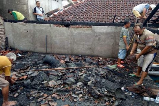 Terbakar, Gudang Bahan Bangunan Toko Madani Batuwarno Wonogiri