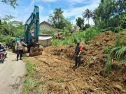 Hujan Lebat, Jalan Gombong-Buayan Longsor