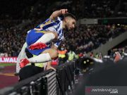 Gol Larut Maupay Gagalkan Upaya West Ham Kembali ke Jalur Kemenangan