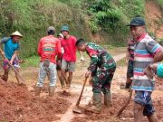 Membuka Akses Jalan yang Terputus di Karangtengah Wonogiri