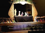 Sosialisasi Cukai, Dinkominfotik Brebes Nanggap Wayang Santri