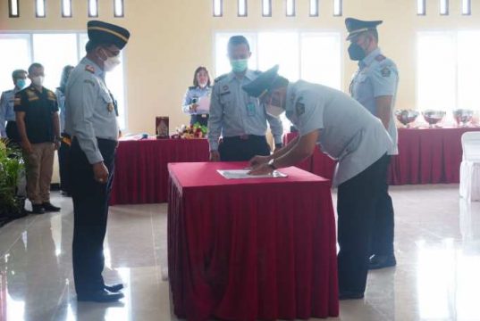 Kakanwil Kemenkumham Jateng Pimpin Sertijab Kepala Kanim Wonosobo