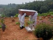 Kuburan Covid Mijen, Peziarah Tetap Wajib Protokol Kesehatan Kuburan Covid Mijen, Peziarah Tetap Wajib Protokol Kesehatan