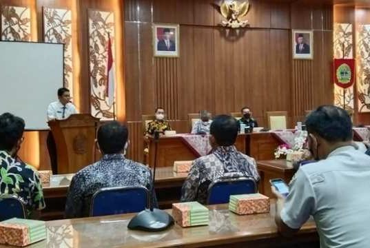 Wabup Wonosobo Ngangsu Kaweruh ke Gunungkidul, Ada Apa?