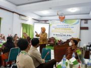 Hastaning Sakti Bekali Pembinaan Pegawai Al Azhar Kalibanteng dengan Penuh Kreativitas