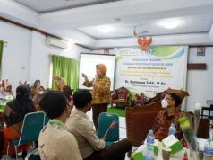 Hastaning Sakti Bekali Pembinaan Pegawai Al Azhar Kalibanteng dengan Penuh Kreativitas