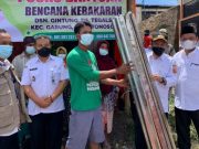 Bupati Wonosobo Serahkam Bantuan untuk Korban Kebakaran di Gintung Tegalsari Garung