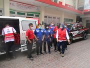 Peduli Bencana Semeru, PMI Surakarta dan RS UNS Kirim Relawan dan Bantuan ke Lumajang