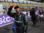 Verstappen Tabrak Pagar Pembatas