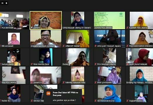 Tantangan Disrupsi Informasi, Didiklah Anak Sesuai Jamannya