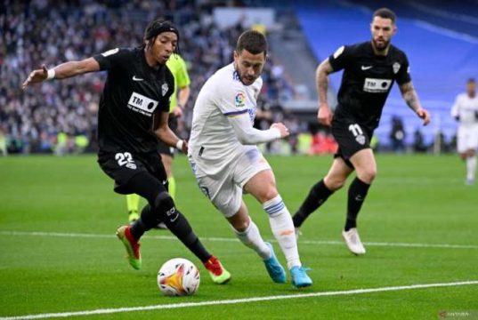Real Madrid Ditahan Imbang Elche 2-2