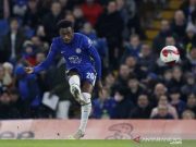 Chelsea Melenggang Mulus
