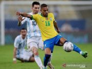 Belum Lengkapi Vaksinasi, Renan Lodi Tak Dipanggil Timnas Brazil
