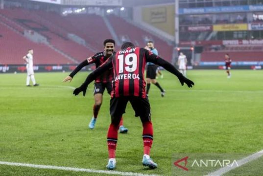 Leverkusen Pesta Lima Gol Lawan Augsburg