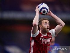 Aston Villa Gaet Calum Chambers dari Arsenal