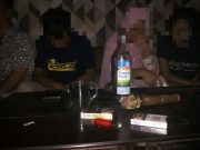 Petugas Gabungan Merazia Rumah Karaoke Ilegal di Kutowinangun