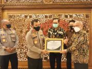 Polda Jateng Terima Penghargaan Penegakan Hukum Peredaran Satwa Liar