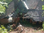 Di Menawan dan Colo, Longsor Terjang Rumah Warga