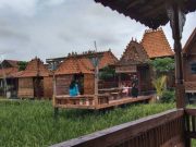 Lagi Hits, Resto Tombo Sawah, Rumah Makan Unik di Pinggiran Kudus