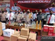 Polisi Sita 1.149 Botol Minuman Keras di Boyolali