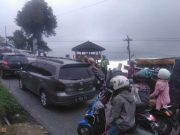Tahun Baru Dieng Diserbu Wisatawan, Arus Lalu Lintas Padat Merayap