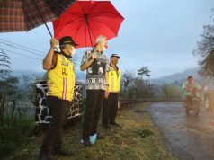 Ganjar Sidak di Ruas Banjarnegara-Pekalongan