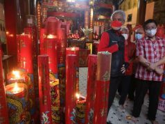 Ganjar Cek Persiapan Imlek di Tien Kok Sie