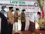 Wagub Taj Yasin Maimoen Resmi Buka Universitas Al-Hikmah Jepara