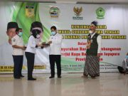 Taj Yasin Kembali Lagi ke Papua Berikan Bantuan untuk Pembangunan Masjid Raya