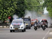Polres dan PMI Kebumen Semprot Disinfektan Jalan Perkotaan