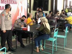 Meski Tanggal Merah, Polres Wonogiri Memberikan Pelayanan Vaksin